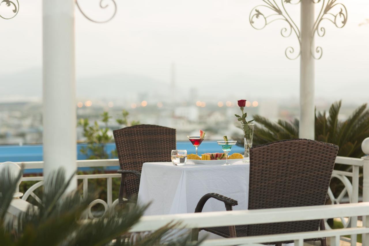 Le Indochina Hotel & Beach Da Nang City Kültér fotó